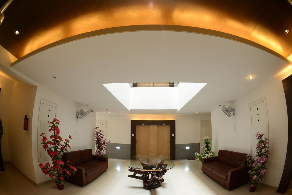 Hotel Ayush International Μπανγκαλόρ Εξωτερικό φωτογραφία
