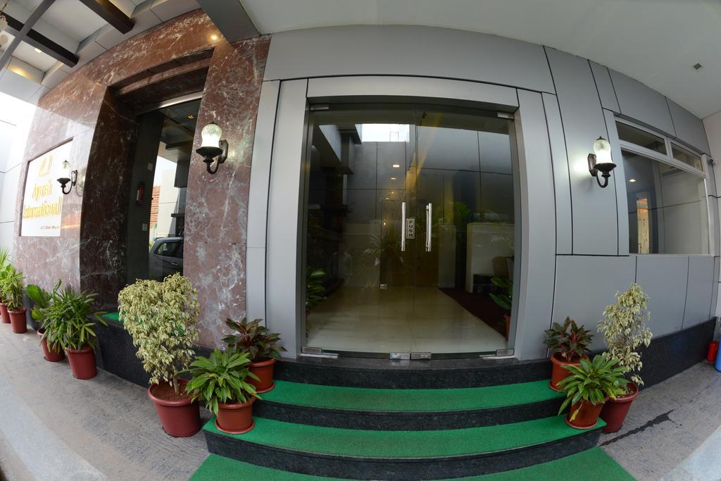 Hotel Ayush International Μπανγκαλόρ Εξωτερικό φωτογραφία